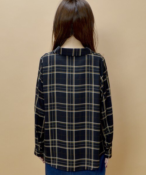 archives（アルシーヴ）の「チェック開衿シャツ（シャツ/ブラウス・レディース・ブラック/ネイビー/ワイン・MEDIUM）」の5枚目の写真