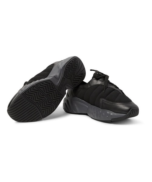 Acne Studios（アクネストゥディオズ）の「Acne Studios Sofiane Leather-Trimmed Suede Sneakers（スニーカー・メンズ・Black・EU42/EU45/EU43/EU44/EU46/EU41）」の2枚目の写真