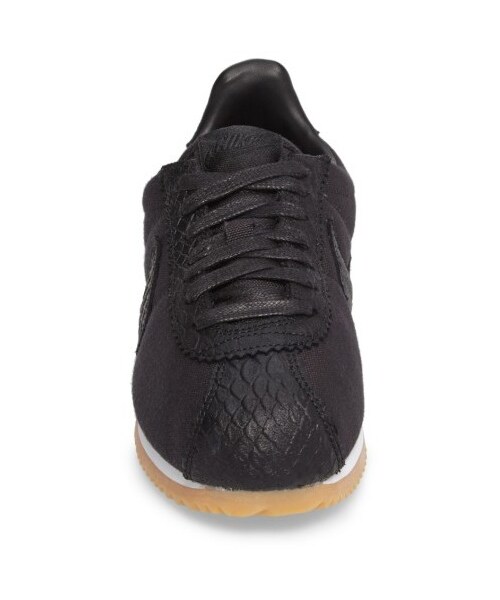 NIKE（ナイキ）の「Women's Nike Classic Cortez Se Sneaker（スニーカー・レディース・Beige・6 M/6.5 M/7 M/7.5 M/8 M/8.5 M/9 M/9.5 M/10 M）」の4枚目の写真