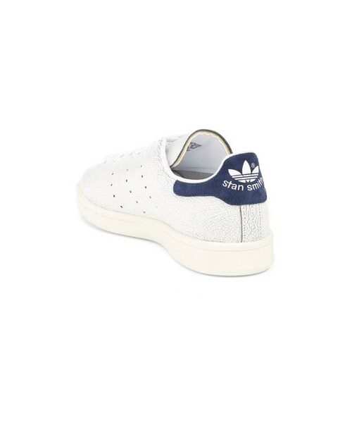 adidas(アディダス)の「Women's Adidas Stan Smith Sneaker(スニーカー・レディース・White・6.5 Women's / 5.5 Men's M)」の5枚目の写真