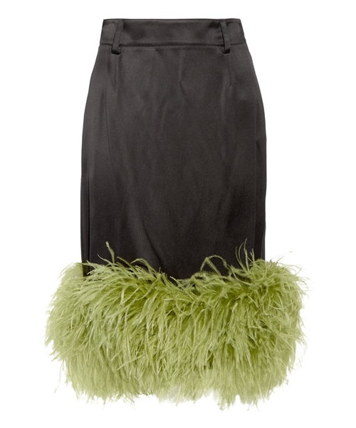 PRADA(プラダ)の「Prada - Feather-trimmed Satin Midi Skirt PRADA(プラダ)の「Prada - Feather-trimmed Satin Midi Skirt