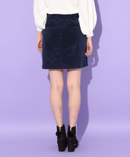 Heather（ヘザー）の「コーデュロイラップスカート（スカート・ブラウン/ネイビー/ライラック）」の8枚目の写真