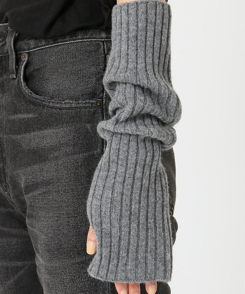 AP STUDIO（エーピーストゥディオ）の「《予約》アームウォーマー AP