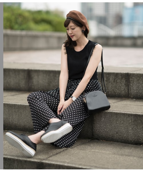 CHEER CLOSET(チアクローゼット)の「【プチプラのあや】パイピングベレー帽(ハンチング/ベレー帽・レディース・アイボリー/チャコールグレー/ベージュ/ブラック・F)」の1枚目の写真