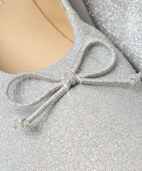 studio CLIP（スタディオクリップ）の「アソートバレエシューズ（シューズ・シルバー/ブラック/レッド）」の11枚目の写真