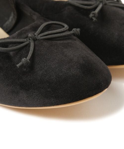 studio CLIP（スタディオクリップ）の「アソートバレエシューズ（シューズ・シルバー/ブラック/レッド）」の9枚目の写真