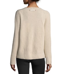 HELMUT LANG ソフトウール Vネック ラグラン ニット トップス HELMUT LANG（ヘルムートラング）の「Helmut Lang Ribbed V-Neck