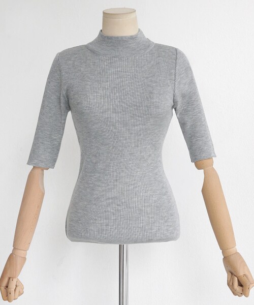 DHOLIC（ディーホリック）の「モックネックリブニットTシャツ（Tシャツ/カットソー・レディース・ブラック/ホワイト/ベージュ/レッド/グレー/その他・FREE）」の3枚目の写真