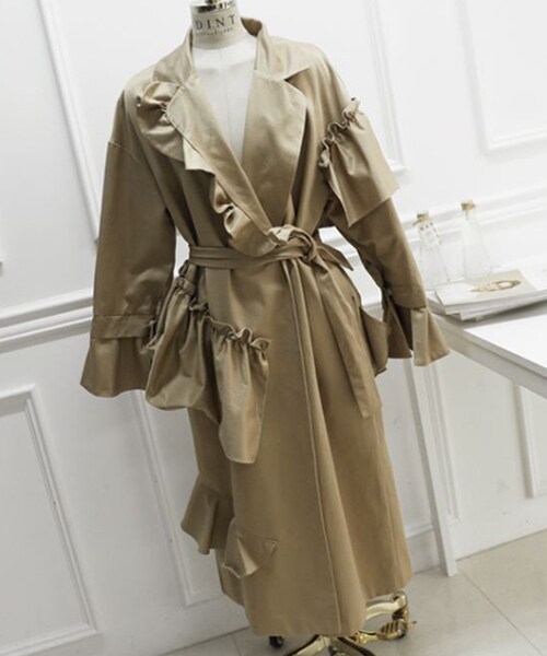 DINT(ディント)の「・オブ・ザシャーリングトレンチコート* Black Label *(トレンチコート・レディース・베이지/블랙・one(44~66size))」の1枚目の写真
