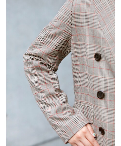 w closet（ダブルクローゼット）の「グレンチェックダブルジャケット（ジャケット/アウター・レディース・ベージュ/グレー・FREE）」の9枚目の写真