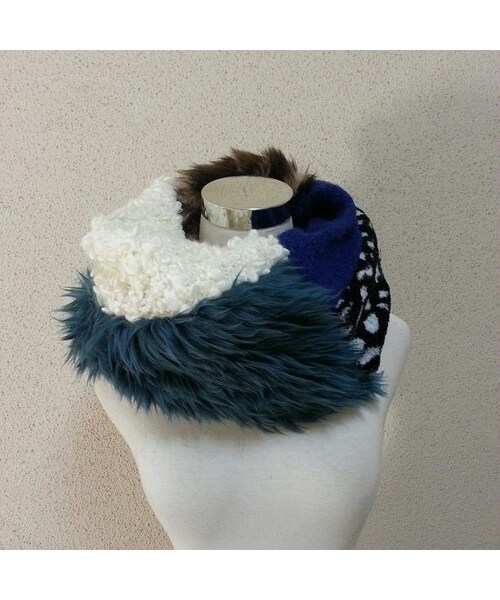 tomoki yurita（トモキユリタ）の「tomokiyuritaのネックウォーマー