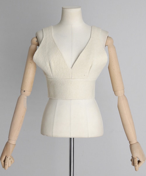 DHOLIC（ディーホリック）の「Vネッククロップドニットビスチェ（ベスト・レディース・レッド/ブラック/ホワイト/ブルー・FREE）」の2枚目の写真