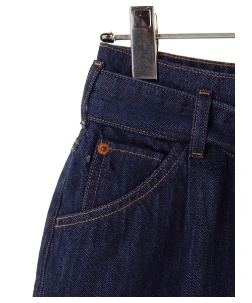 earth music&ecology（アースミュージックアンドエコロジー）の「USA COTTONデニムスカート(タックリボン)（スカート・インディゴ/ライトインディゴ・S/M）」の8枚目の写真