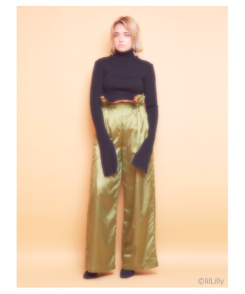 lilLilly（リルリリー）の「ウエストフリルワイドパンツ（パンツ・レディース・KAHKI/RED/BLACK・S/M）」の3枚目の写真