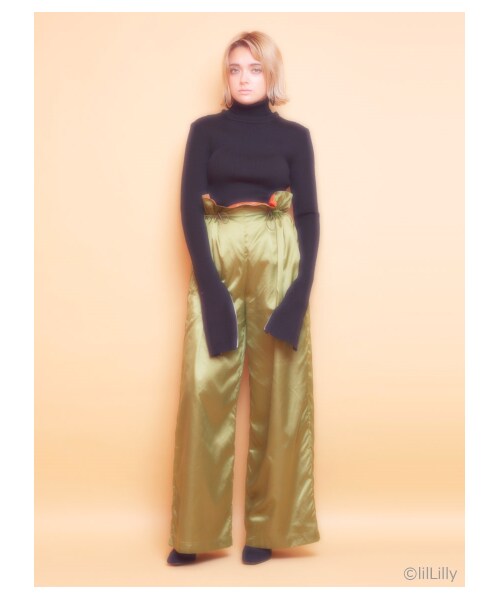 lilLilly（リルリリー）の「ウエストフリルワイドパンツ（パンツ・レディース・KAHKI/RED/BLACK・S/M）」の4枚目の写真