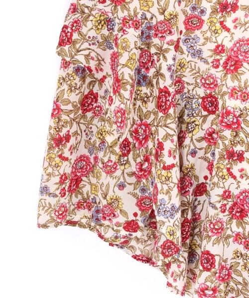 PAGEBOY（ページボーイ）の「小花柄裾切り替えフレアスカート（スカート・ホワイト系/ブラック系/ダークブルー系）」の10枚目の写真
