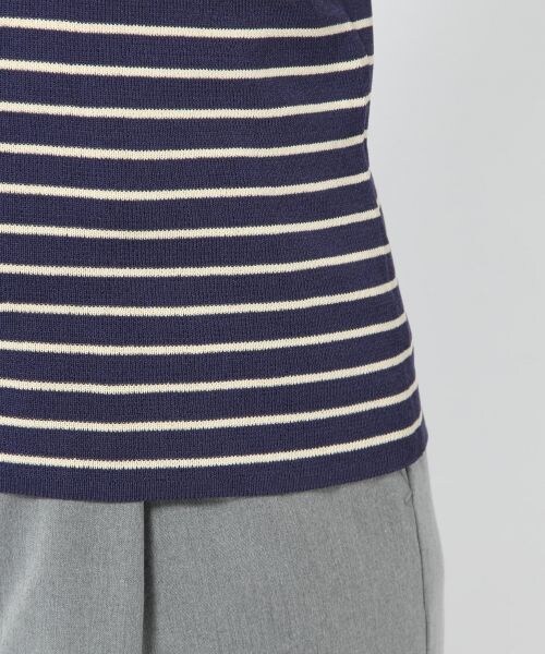 laboratory work（ラボラトリーワーク）の「２ＷＡＹコンパクトニットプルオーバー（トップス・オフホワイト×ブラック/ブラック/レッド/グリーン/ネイビー×ベージュ）」の19枚目の写真