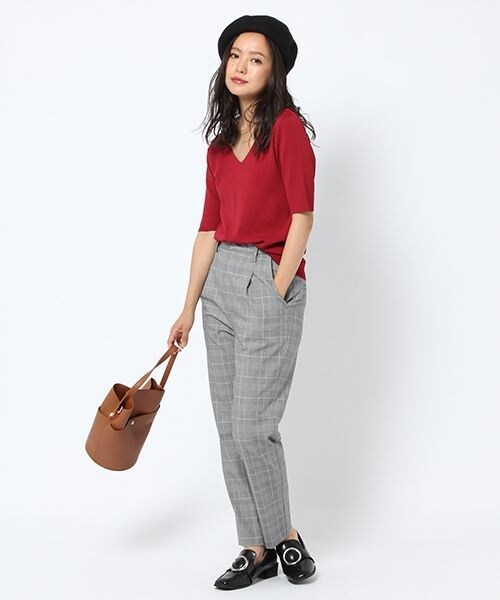 laboratory work（ラボラトリーワーク）の「２ＷＡＹコンパクトニットプルオーバー（トップス・オフホワイト×ブラック/ブラック/レッド/グリーン/ネイビー×ベージュ）」の8枚目の写真