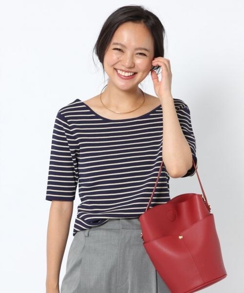 laboratory work（ラボラトリーワーク）の「２ＷＡＹコンパクトニットプルオーバー（トップス・オフホワイト×ブラック/ブラック/レッド/グリーン/ネイビー×ベージュ）」の13枚目の写真