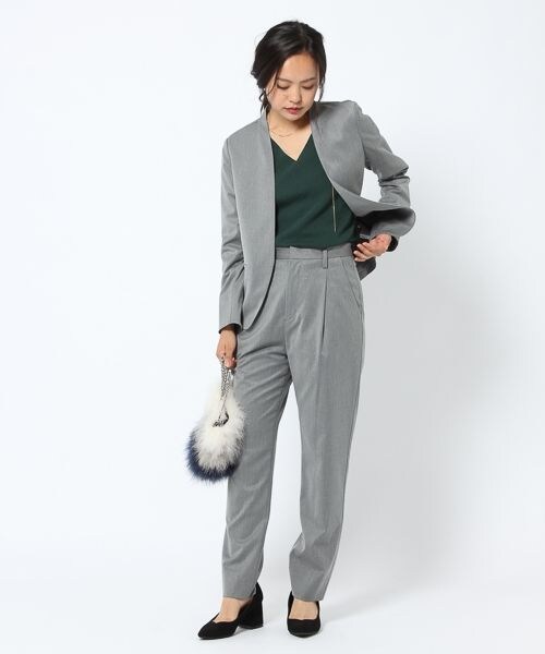 laboratory work（ラボラトリーワーク）の「２ＷＡＹコンパクトニットプルオーバー（トップス・オフホワイト×ブラック/ブラック/レッド/グリーン/ネイビー×ベージュ）」の10枚目の写真