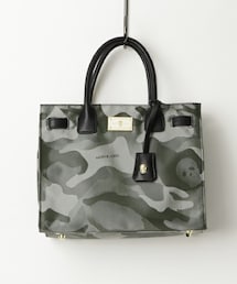 MARK & LONA（マークアンドロナ）の「Signature Camo Jane Bag