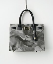 MARK & LONA（マークアンドロナ）の「Signature Camo Jane Bag