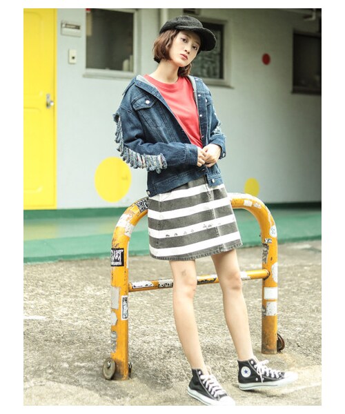 E hyphen world gallery（イーハイフンワールドギャラリー）の「ダメージ加工デニムGジャン（ジャケット/アウター・ライトインディゴ/ミディアムインディゴ・F）」の2枚目の写真