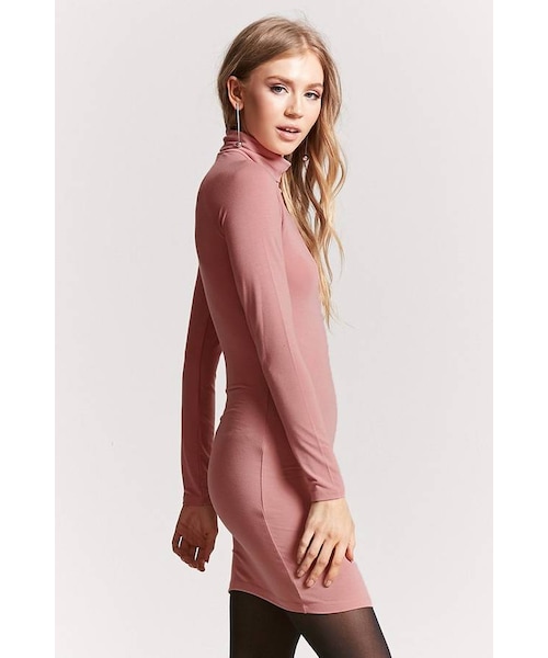 FOREVER 21（フォーエバー トゥエンティーワン）の「FOREVER 21 Turtleneck Bodycon Dress（ワンピース・レディース・Black/Gold/Pink/Blue・Small/Medium/Large）」の6枚目の写真