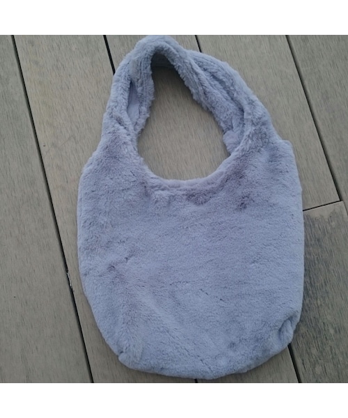 copine(コピン)の「フェイクファーショッパーバッグ(2color)【クリックポスト対象商品】(ハンドバッグ・レディース・その他)」の2枚目の写真