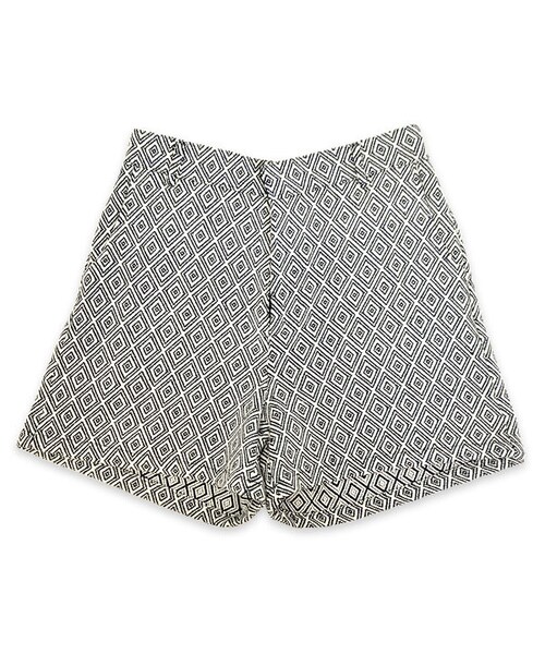 flower（フラワー）の「cheerful jacquard short pants ～ﾁｱﾌﾙｼﾞｬｶｰﾄﾞｼｮｰﾄﾊﾟﾝﾂ（その他パンツ・レディース・beige/blue/red・FREE）」の2枚目の写真