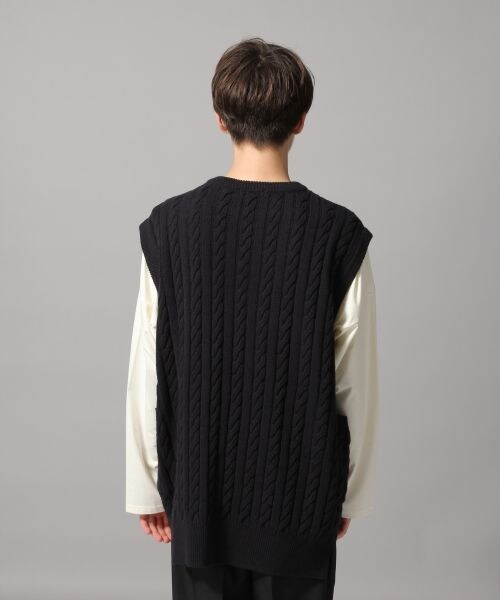 HARE（ハレ）の「BIGニットベスト（トップス・ベージュ/ネイビー/パープル）」の8枚目の写真