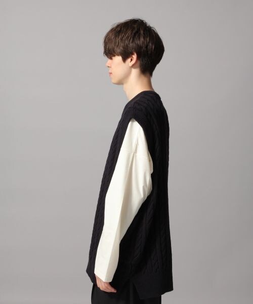 HARE（ハレ）の「BIGニットベスト（トップス・ベージュ/ネイビー/パープル）」の7枚目の写真