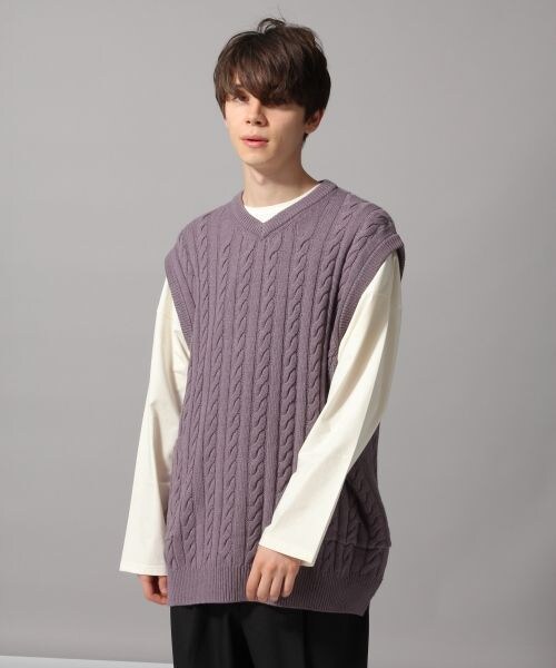 HARE（ハレ）の「BIGニットベスト（トップス・ベージュ/ネイビー/パープル）」の3枚目の写真