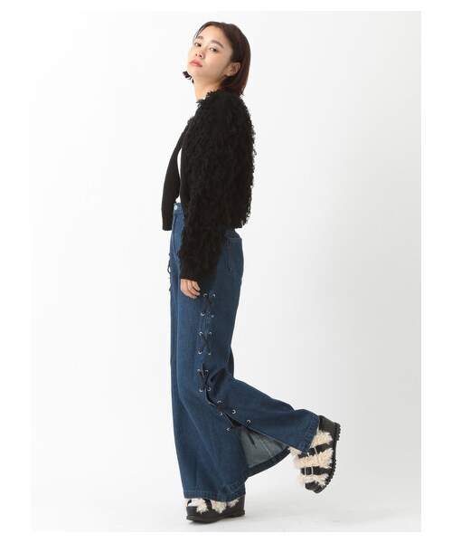 E hyphen world gallery（イーハイフンワールドギャラリー）の「モンスターニットショートトッパー（トップス・ブラック/レッド/ベージュ/ブルー・F）」の3枚目の写真