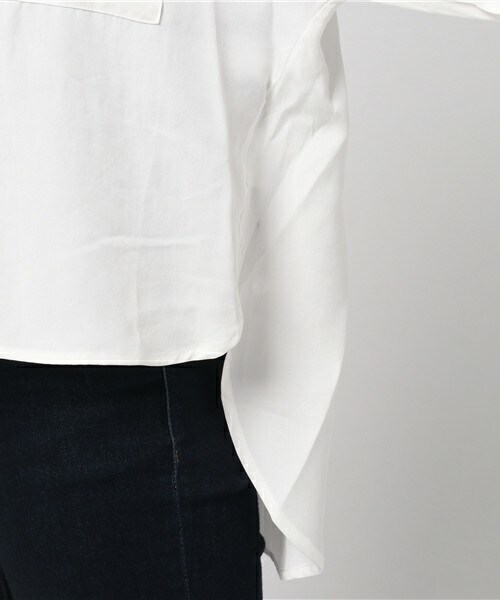INTERPLANET(インタープラネット)の「BACKリボン抜き衿シャツ(シャツ/ブラウス・レディース・オフホワイト/カーキ/ネイビー・FREE)」の10枚目の写真