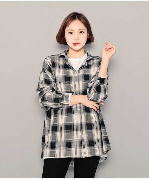 HOTPING(ホッピン)の「アンバランスヘムオーバーサイズチェックシャツ(シャツ/ブラウス・レディース・レッド/ブラック・1(フリーサイズ)/2(L-XXL))」の2枚目の写真