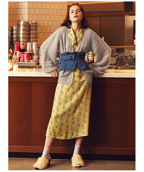 w closet(ダブルクローゼット)の「モヘアボリューム袖カーディガン(トップス・レディース・Lグレー/Lオレンジ/マスタード/Dピンク・FREE)」の6枚目の写真