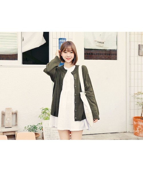 HOTPING（ホッピン）の「ベーシックラウンドネックカーディガン（カーディガン/ボレロ・レディース・ブラック/カーキ/アイボリー/ベージュ/スカイブルー/ピンク・1(フリーサイズ)/2(L-XL)）」の4枚目の写真