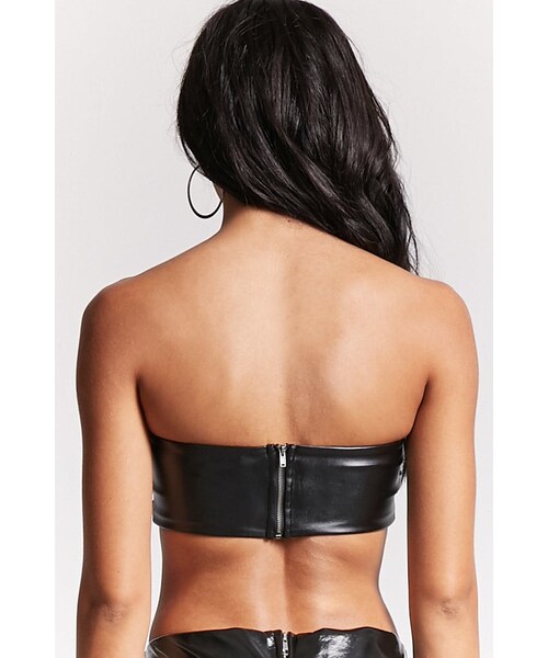 FOREVER 21(フォーエバー トゥエンティーワン)の「スタッズフェイクレザーチューブトップ(その他・レディース・BLACK・S/M/L)」の3枚目の写真