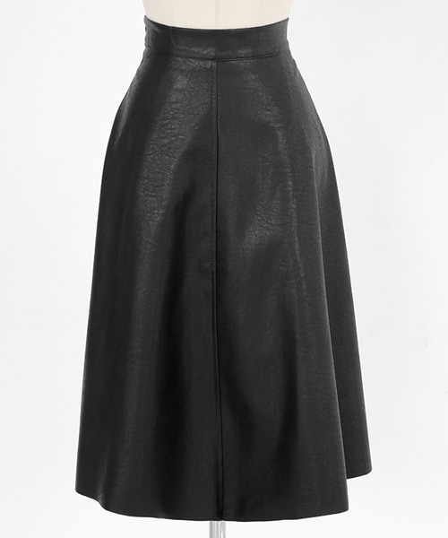 DHOLIC（ディーホリック）の「フェイクレザーフレアミディスカート（スカート・レディース・ブルー/ベージュ/ブラック・S/M）」の2枚目の写真