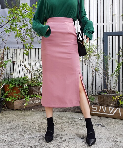 DHOLIC（ディーホリック）の「サイドスリットタイトミモレスカート（スカート・レディース・レッド/ピンク/ブラック・S/M）」の3枚目の写真