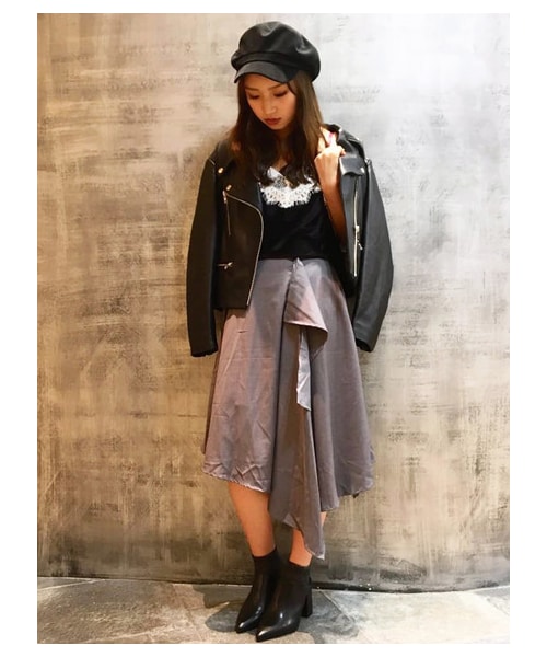 BARAK（バラク）の「アシメフレアミディスカート（スカート・レディース・ブラック/グレー/ワイン・FREE）」の2枚目の写真