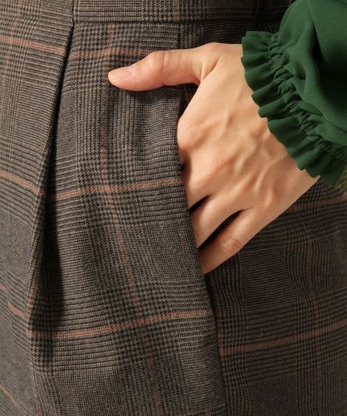 LOWRYS FARM（ローリーズファーム）の「★WEB先行予約アイテム★ＴＲキモウチェックタイトスカート（スカート・ブラウン）」の5枚目の写真