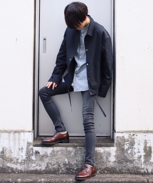 LIDNM(リドム)の「iSKOハイストレッチユーズドスキニー(デニムパンツ・メンズ・グレー・27, 29, 31)」の3枚目の写真