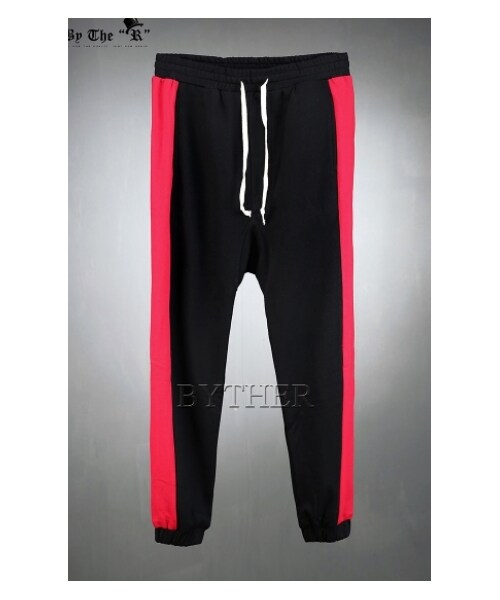 ByTheR（バイザアール）の「サイドラインサルエルジョガーパンツ（その他パンツ・メンズ・ホワイト/レッド・FREE）」の2枚目の写真