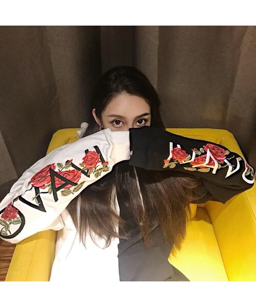 no brand（ノーブランド）の「VOVAVI スウェット刺繍パーカー（パーカー・メンズ・その他）」の7枚目の写真