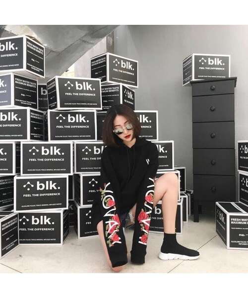 no brand（ノーブランド）の「VOVAVI スウェット刺繍パーカー（パーカー・メンズ・その他）」の4枚目の写真