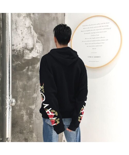 no brand（ノーブランド）の「VOVAVI スウェット刺繍パーカー（パーカー・メンズ・その他）」の3枚目の写真