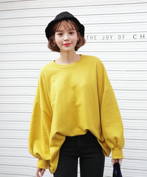 DHOLIC(ディーホリック)の「ボリュームスリーブスウェットプルオーバー(スウェット・レディース・イエロー/ベージュ/ブラック/ピンク・FREE)」の1枚目の写真