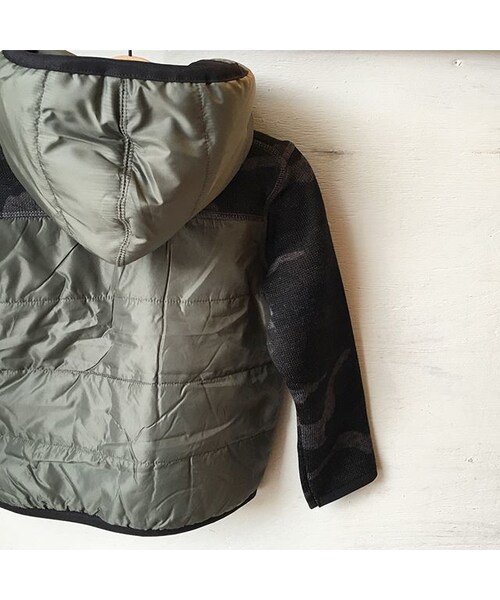 cache cache（カシュ カシュ）の「ARCH&LINE SWEATER FLEECE PARKA(CHARCOAL)（その他アウター・キッズ・その他）」の3枚目の写真